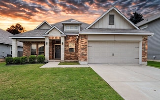 3017 Gilchrist Dr, Lorena, TX 76655