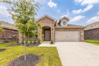 6300 Blacksmith Ave, Saginaw, TX 76179
