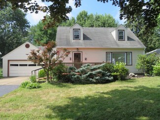 16103 Main St, Mount Eaton, OH 44659