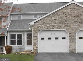 518 Meadowlark Ln, Manheim, PA 17545