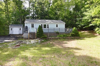 99 Scarlet Dr, Plymouth, MA 02360