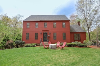 12 Village Brook Ln, Derry, NH 03038