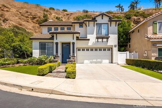 675 N Desert Peach Ct, Orange, CA 92869