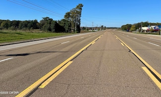 000 Hwy 412 W, Lexington, TN 38351