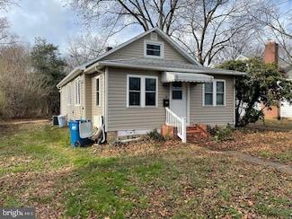 26 N Caesar Rodney Ave, Wyoming, DE 19934