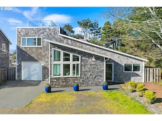116 W Watts Way, Cannon Beach, OR 97016
