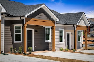 25 Grove Loop, Blue Ridge, GA 30513