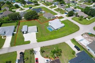 350 SW Alcan Dr, Port Saint Lucie, FL 34953