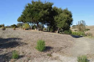 90 Old Adobe Rd, Watsonville, CA 95076
