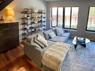 88 Bush St Unit 1214, San Jose, CA 95126