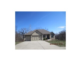 5112 NW Gower Ct, Riverside, MO 64150