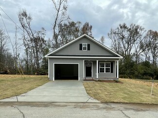619 Clary St, Thomson, GA 30824