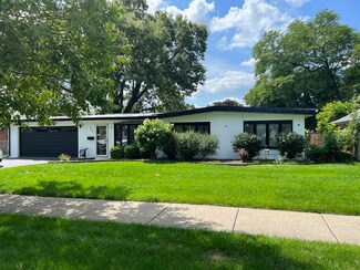 7913 W 97th Place, Hickory Hills, IL 60457