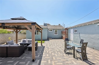 6039 W 86th Place, Los Angeles, CA 90045