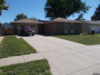 5201 Sherman St, Lincoln, NE 68506