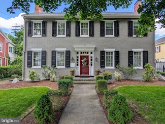 233 S Richard St, Bedford, PA 15522