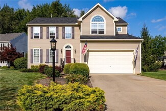 3206 W Creek Ct, Avon, OH 44011