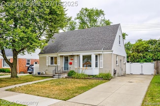 923 E 4th St, Royal Oak, MI 48067