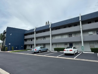 7797 Golf Circle Dr Unit 304, Margate, FL 33063