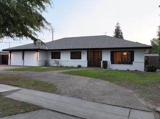 6784 N Valentine Ave, Fresno, CA 93711