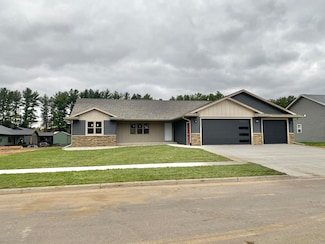 3430 McWain Dr, Holmen, WI 54636