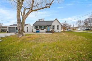 500 SE Ewing St, Grimes, IA 50111