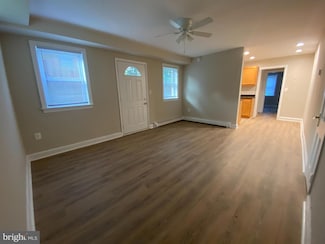 8611 Flower Ave Unit T, Takoma Park, MD 20912