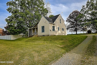 521 E Main St, Millville, PA 17846