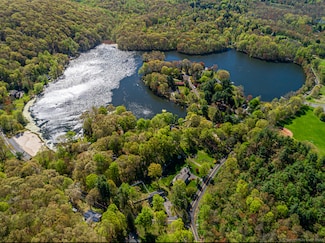 173 Barlow Mountain Rd, Ridgefield, CT 06877