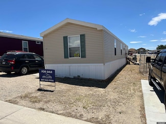 1700 Swanson Dr, Rock Springs, WY 82901