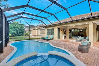 13732 Luna Dr, Naples, FL 34109