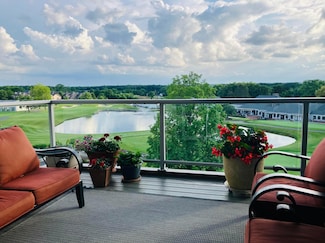 5317 Highpointe Lakes Dr Unit 404, Westerville, OH 43081