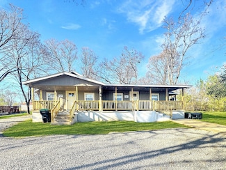 112 W Allen Rd, Tahlequah, OK 74464
