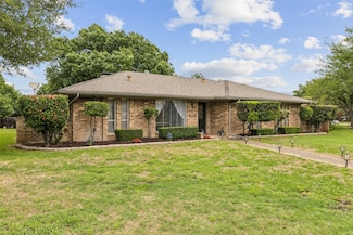 2217 Westlake Dr, Plano, TX 75075