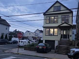 70 W 6th St Unit 2, Bayonne, NJ 07002