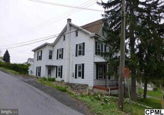 394 Chambers St, Harrisburg, PA 17113