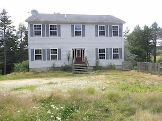 38 Wrong Way, Brooksville, ME 04642