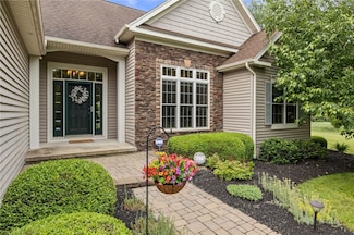 4375 Canal Rd, Spencerport, NY 14559
