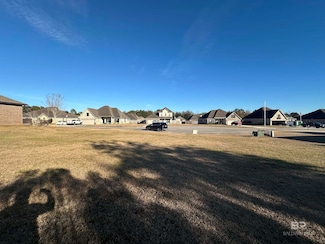 100 Troon Dr, Foley, AL 36535