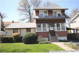 92 Dale Ave, Staten Island, NY 10306
