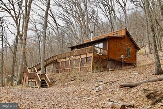 1263 Warden Lake A B, Wardensville, WV 26851