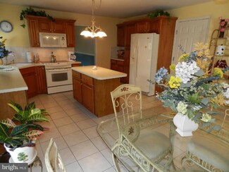 2833 Graybill Ct, New Windsor, MD 21776