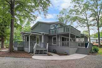 124 Peninsula Point Rd, Starr, SC 29684