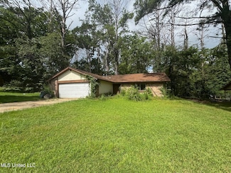 609 Briarcliff Cir, Jackson, MS 39212