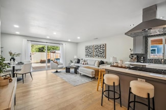 847 San Luppe Dr, Mountain View, CA 94043