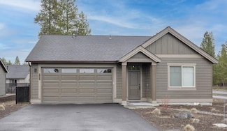 51900 Settler Dr, La Pine, OR 97739