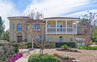 2124 Pamplona Ct, Escondido, CA 92025
