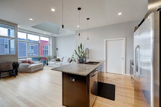 1406 Columbus St Unit 303, Houston, TX 77019