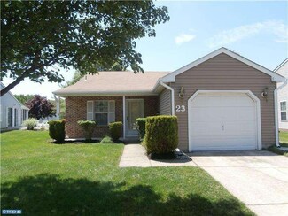 23 White Stone Ct, Mount Laurel, NJ 08054