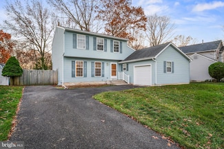 12 Gerry Ln, Sicklerville, NJ 08081